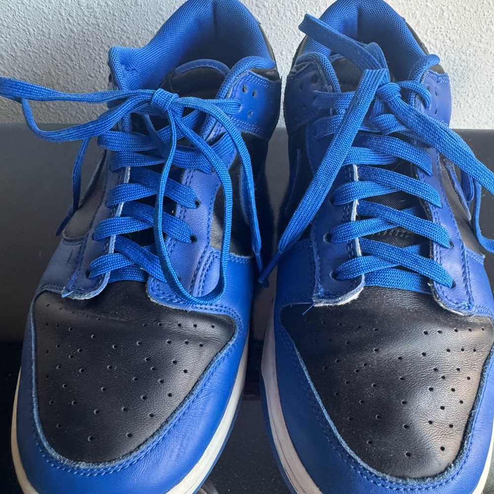 Nike Men's Black and Blue Sneakers